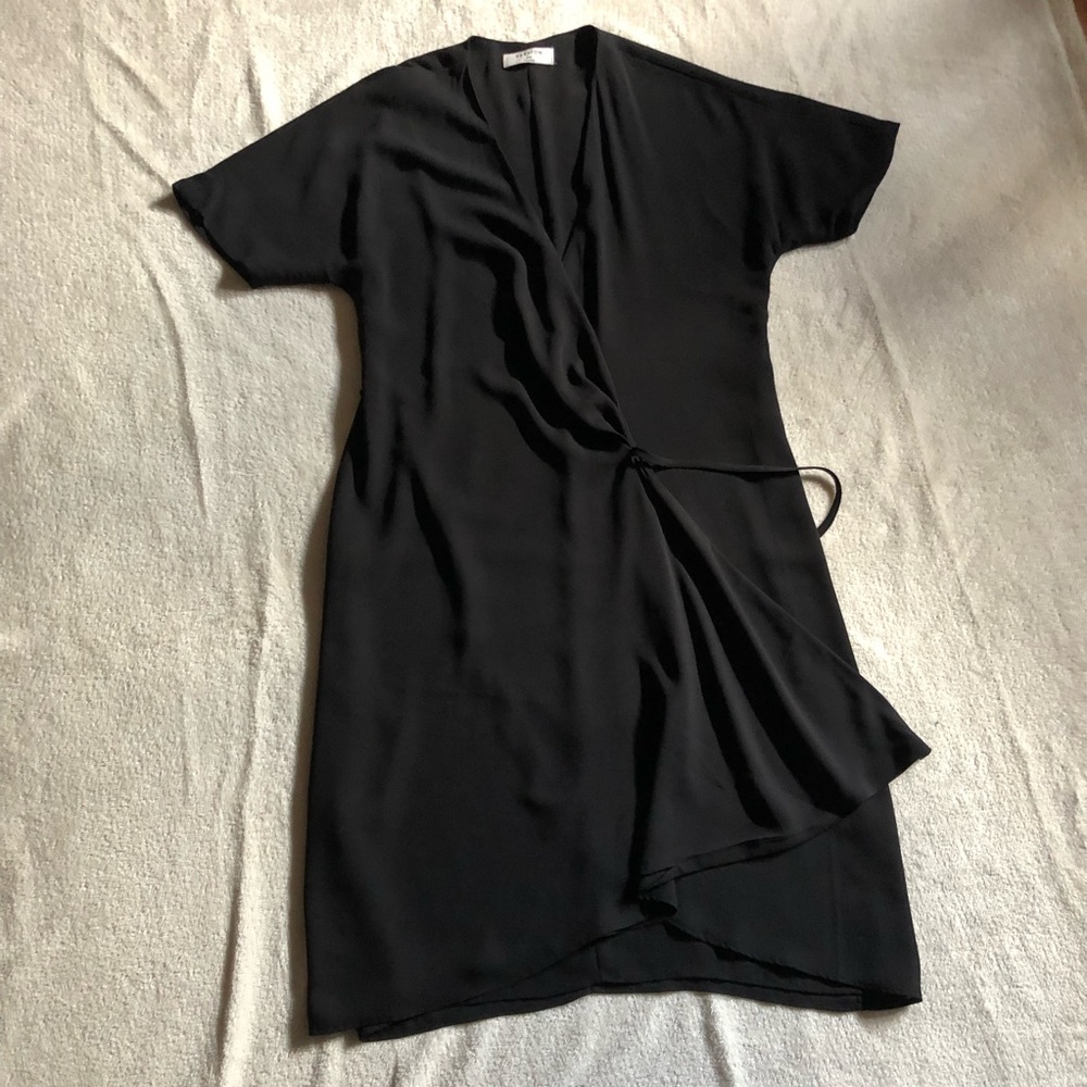 Aritzia Babaton black Wallace wrap dress XXS - Picture 4 of 8